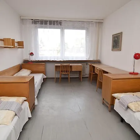 Domov Mladeze A Skolni Jidelna