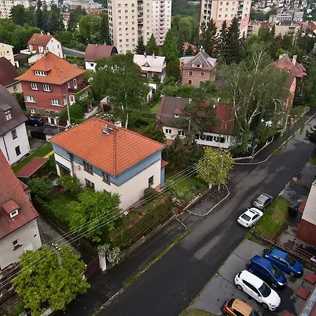 Hotell Domov Mladeze A Skolni Jidelna *